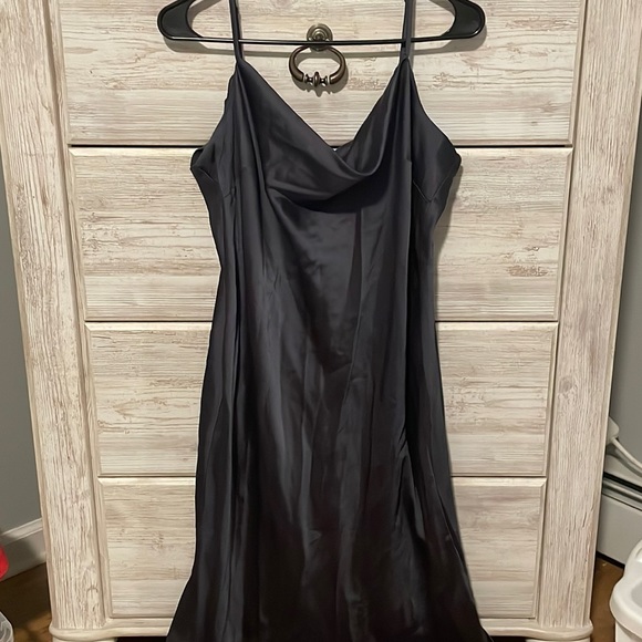 Size XL slip dress from express - Picture 1 of 4